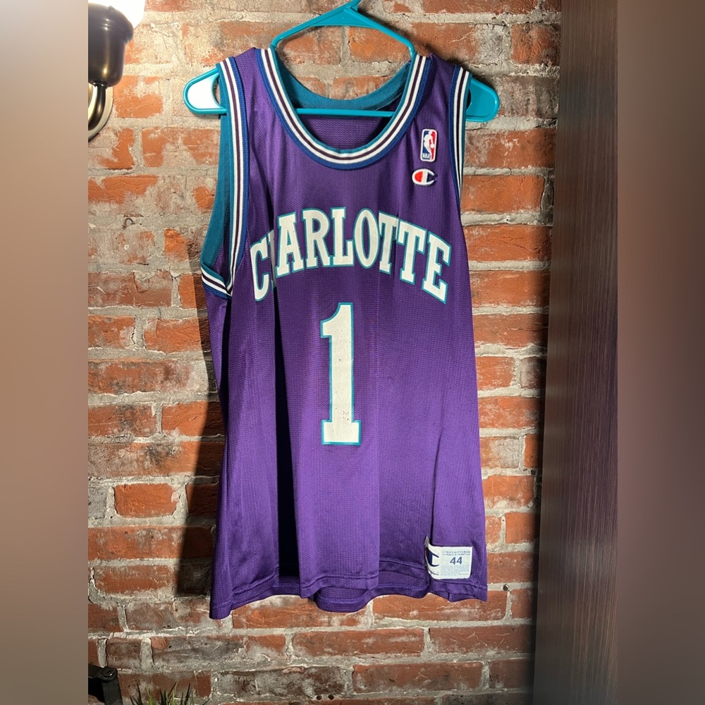 Vintage Charlotte Hornets Muggsy Bogues #1 Champion NBA Jersey